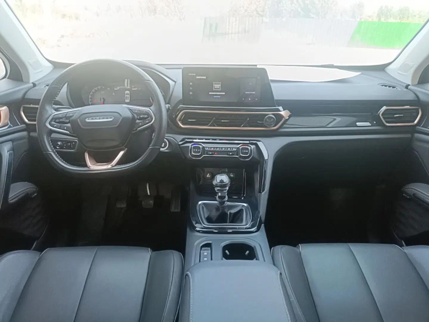 Baojun RS-5 2019 1.5T Manual Super Connected Luxury Edition China VI — миниатюра 12