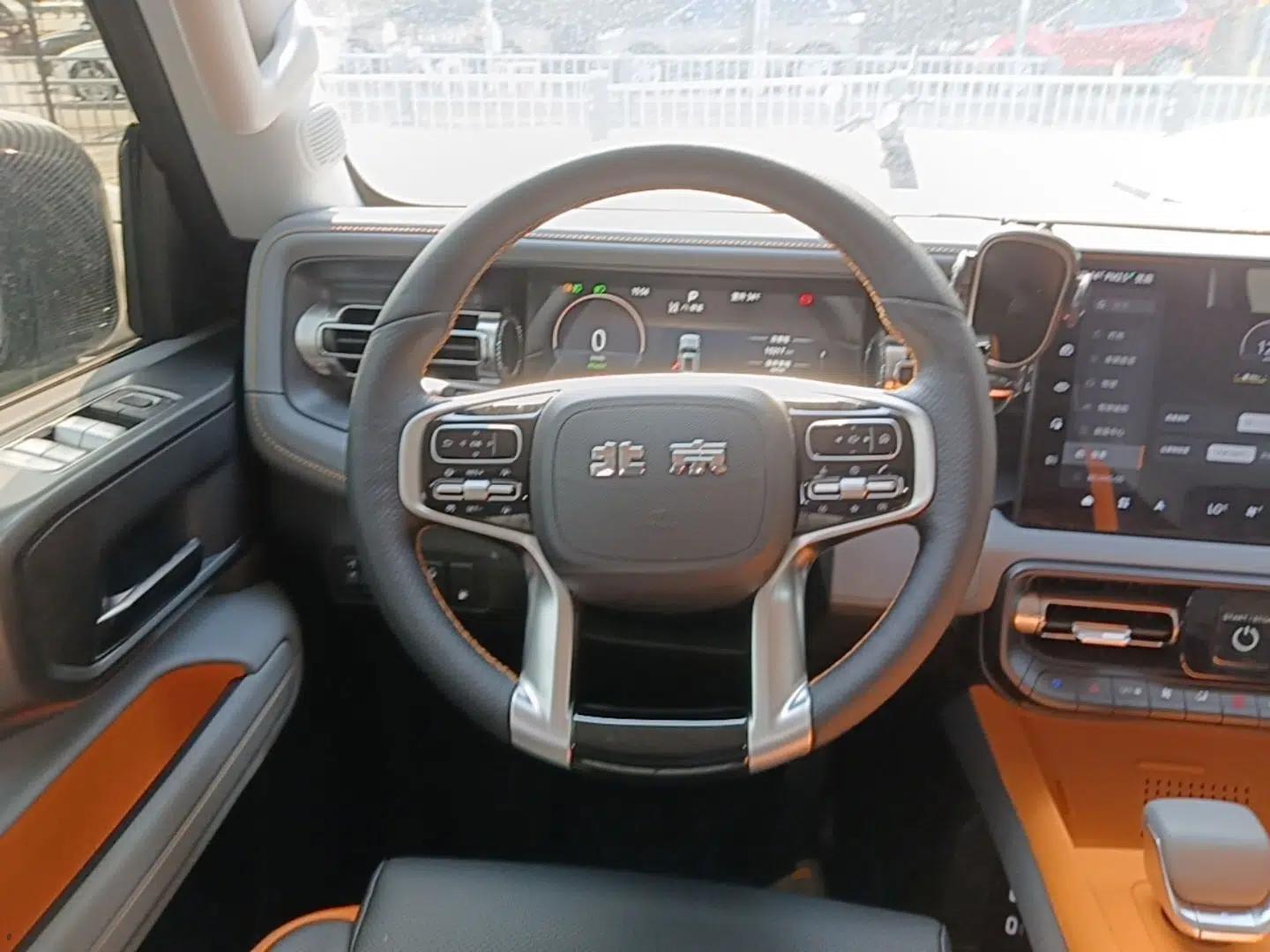 BAIC Off-Road BJ40 Electric Drive 2025 Standard Edition — миниатюра 14