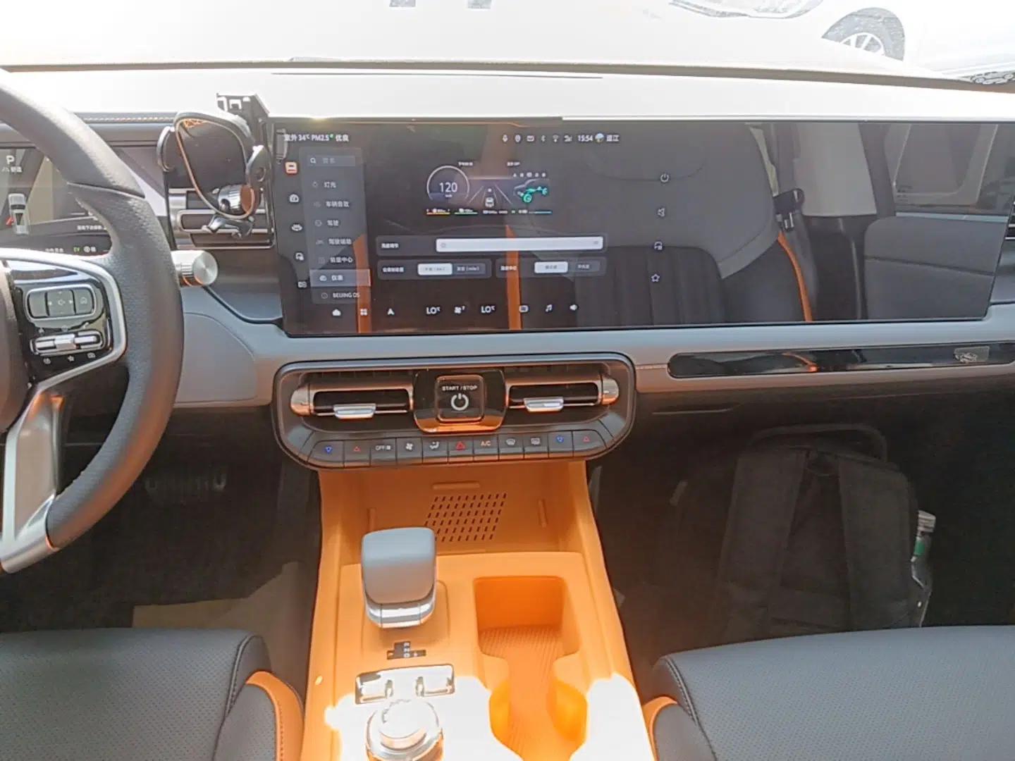 BAIC Off-Road BJ40 Electric Drive 2025 Standard Edition — миниатюра 16