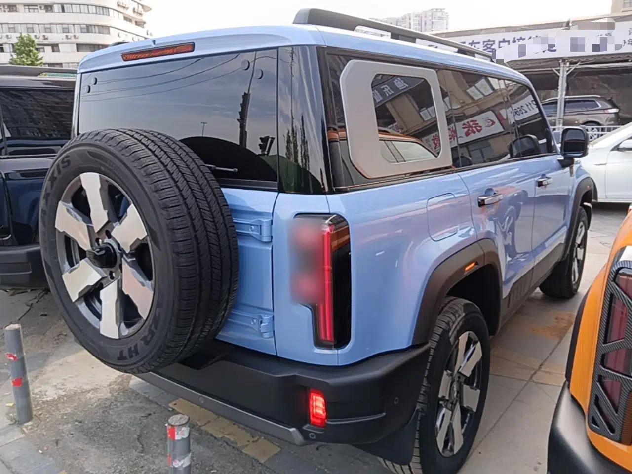 BAIC Off-Road BJ40 Electric Drive 2025 Advanced Edition — миниатюра 6
