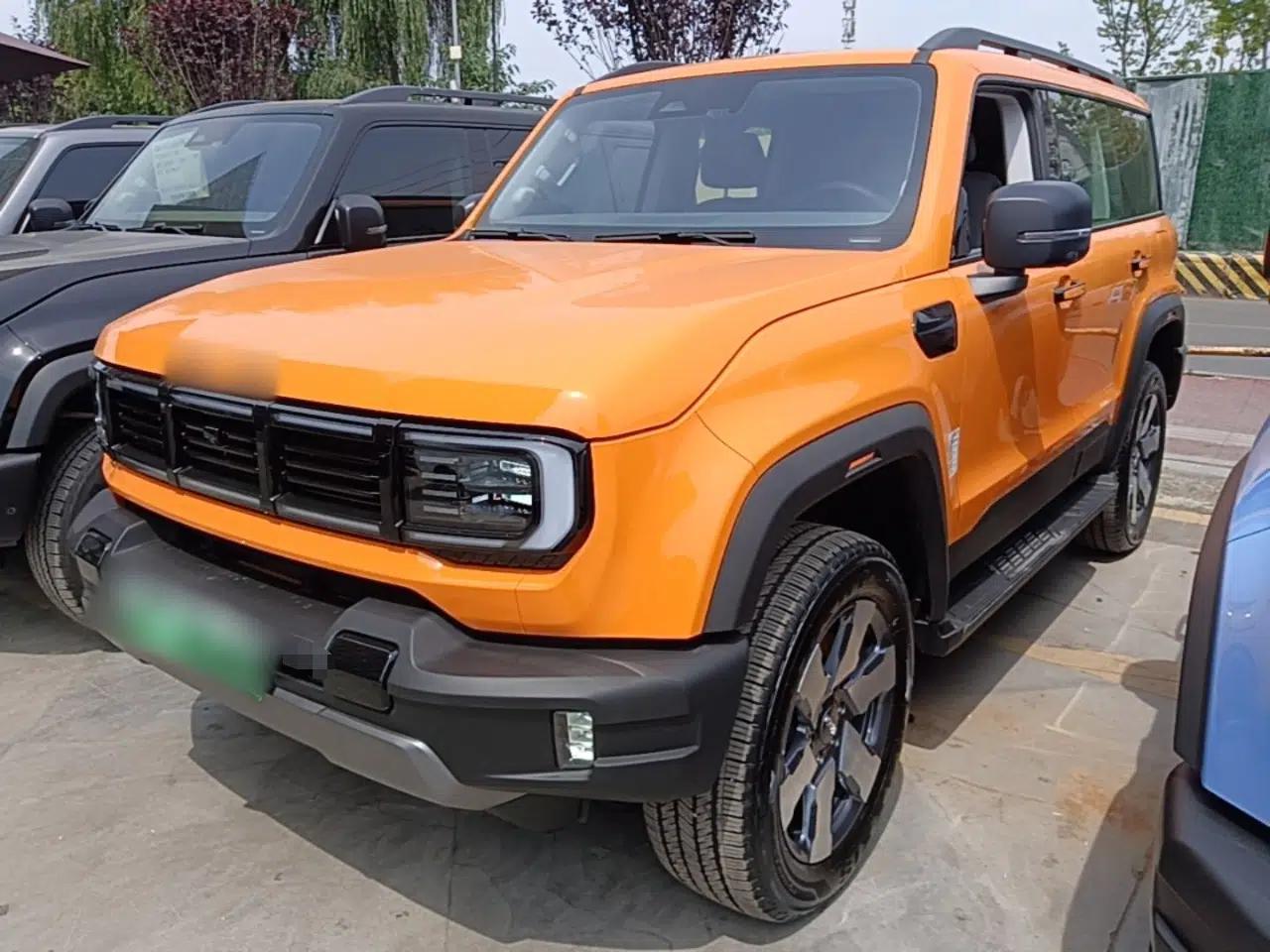 BAIC Off-Road BJ40 Electric Drive 2025 Standard Edition — миниатюра 1