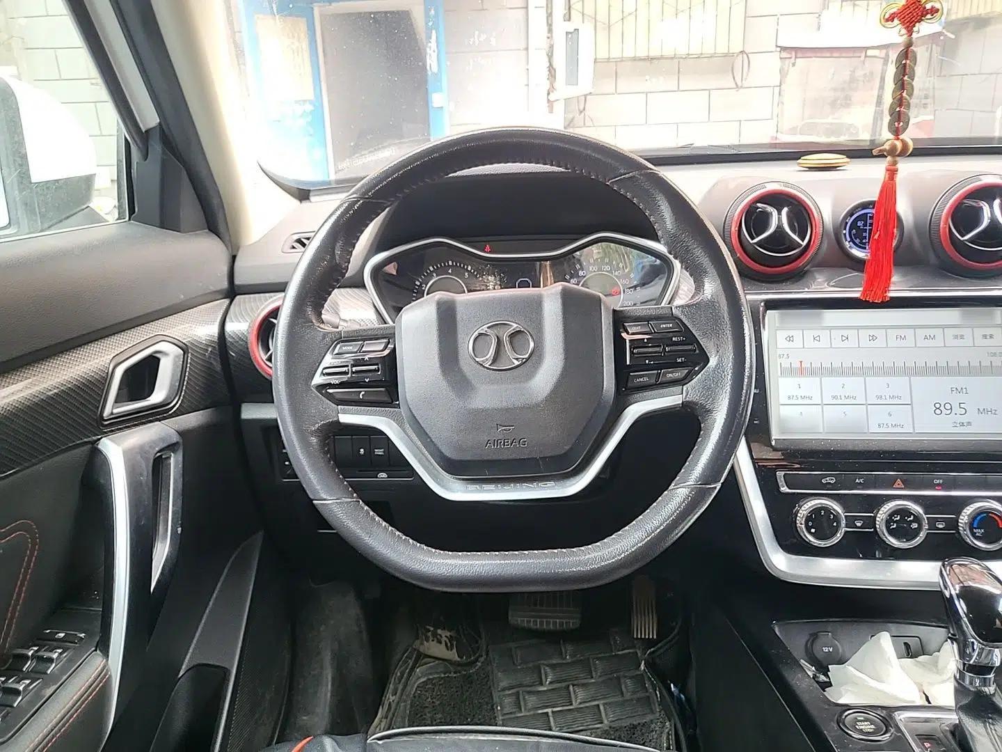 BAIC Off-Road BJ20 2016 1.5T CVT Luxury Model — миниатюра 11