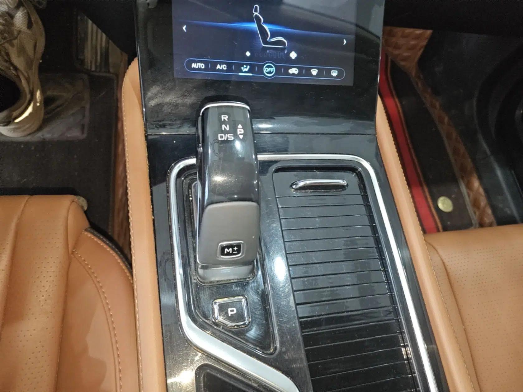 Bestune T99 2023 2.0T Automatic Premium (6AT) — миниатюра 17