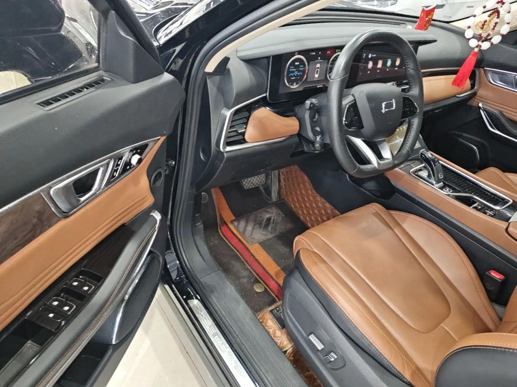 Bestune T99 2023 2.0T Automatic Premium (6AT) — миниатюра 19