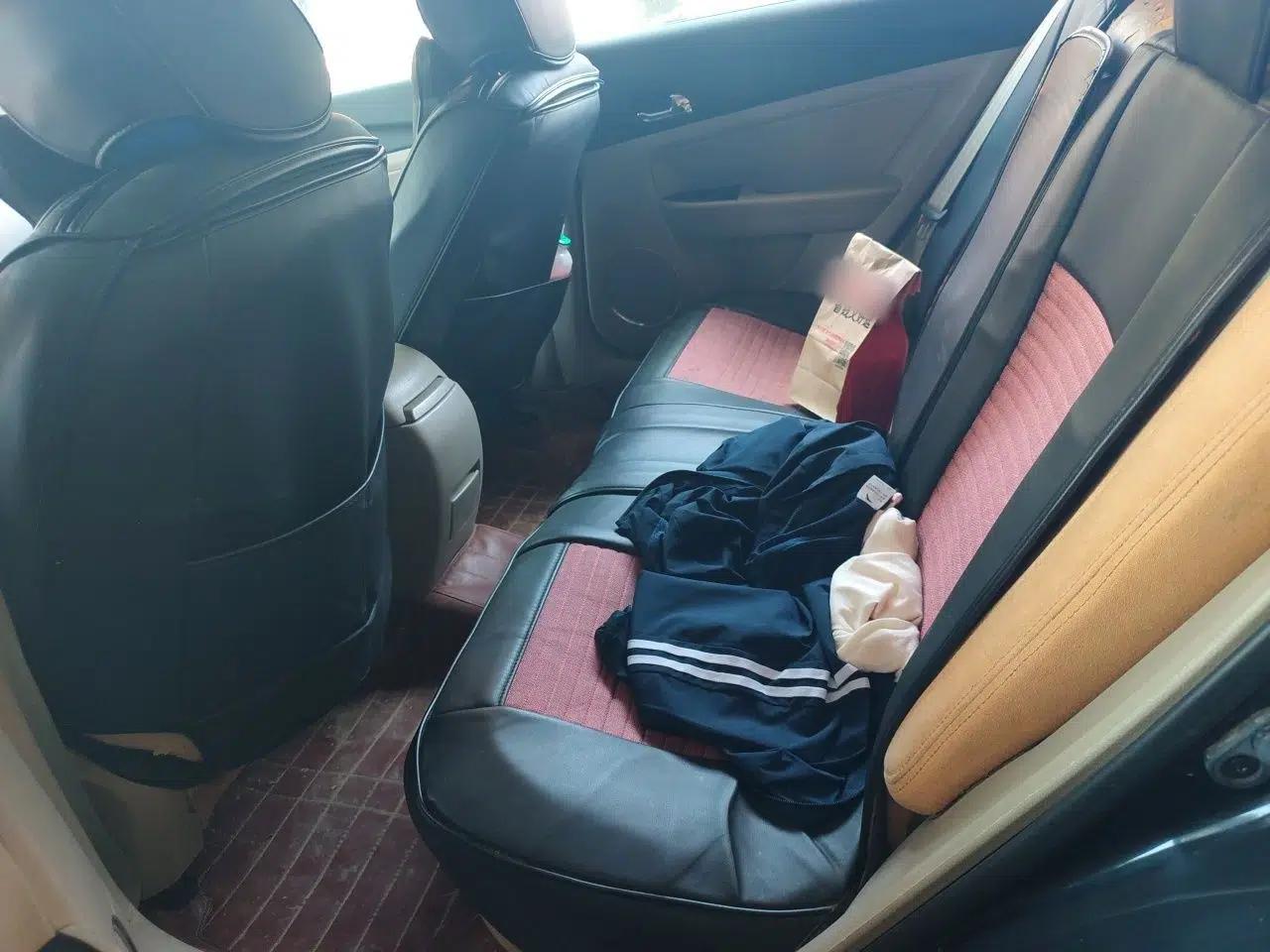 Bestune B50 2011 1.6L manual sunroof version — миниатюра 18