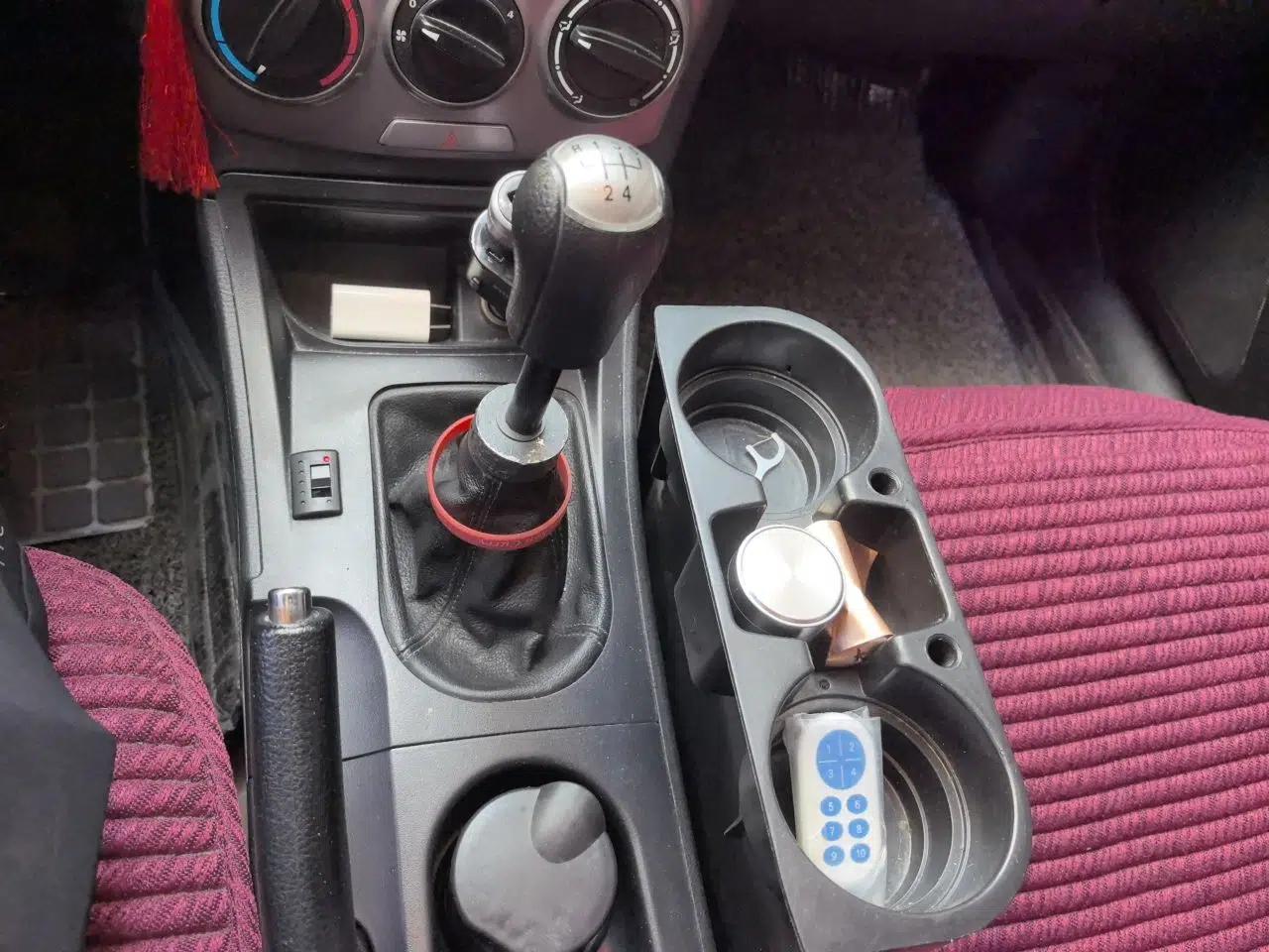 Bestune B50 2013 1.6L manual Partner Edition — миниатюра 15