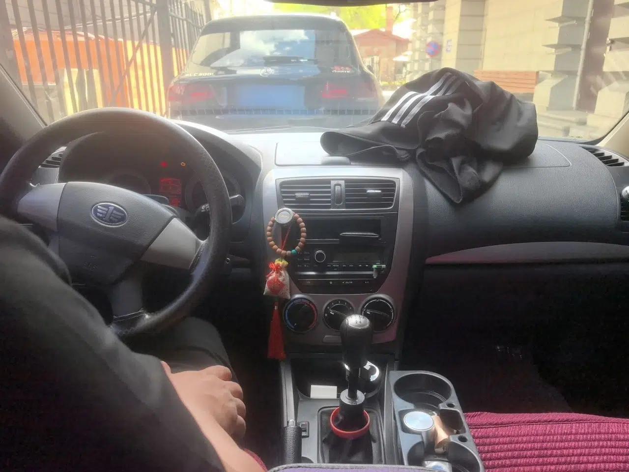 Bestune B50 2013 1.6L manual Partner Edition — миниатюра 10