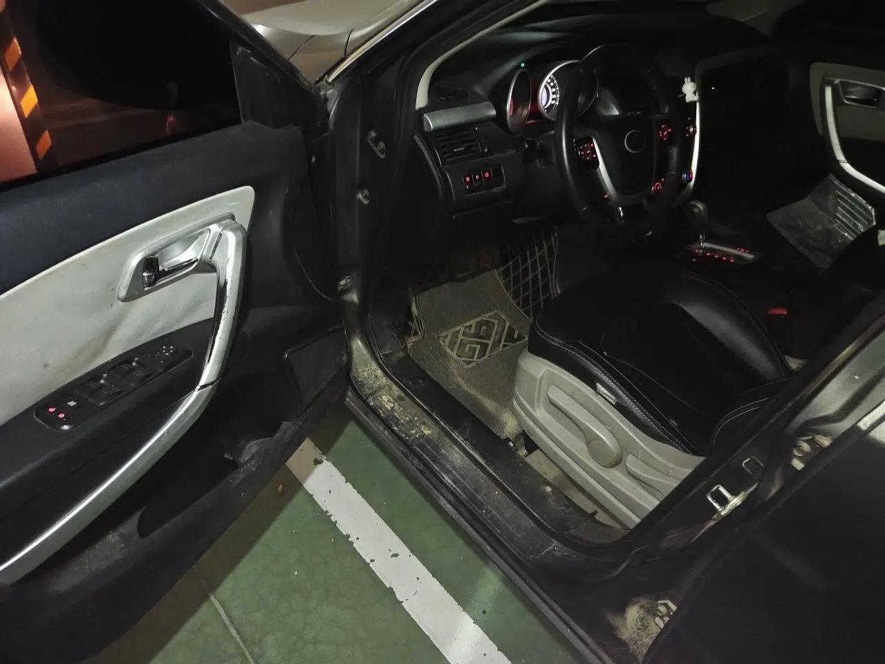 Bestune X80 2013 2.0L automatic comfort version — миниатюра 17