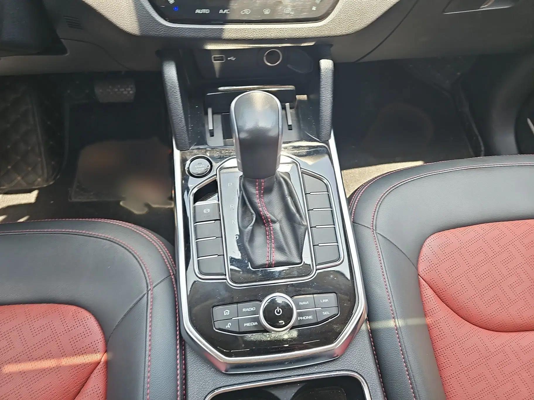 Bestune T33 2019 1.6L Automatic Connected Smart Cool Version China V Emission Standard — миниатюра 14