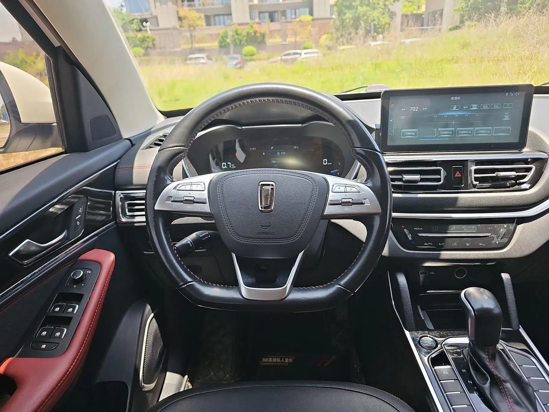 Bestune T33 2019 1.6L Automatic Connected Smart Cool Version China V Emission Standard — миниатюра 10