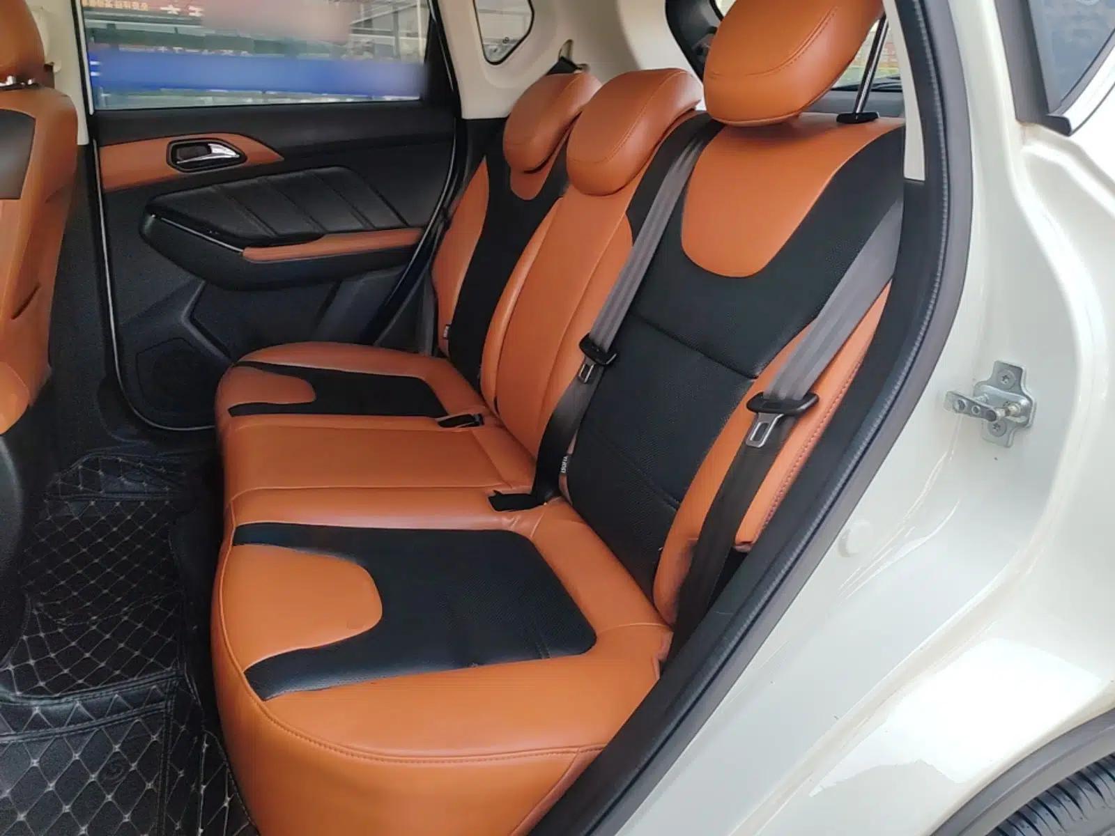 BAIC Senova X35 2016 1.5L Manual Luxury Edition — миниатюра 20