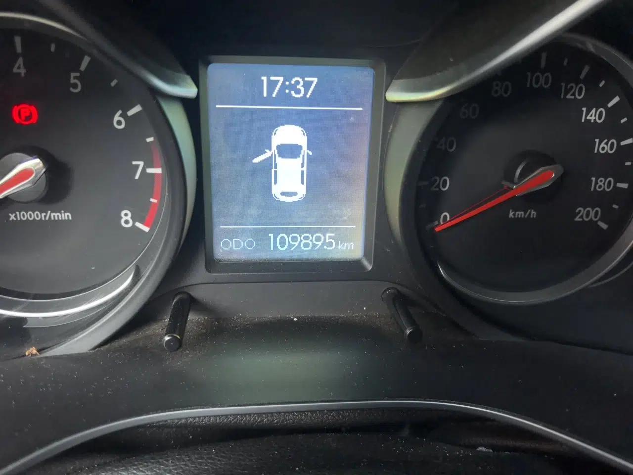 BAIC Senova X35 2016 1.5L Manual Luxury Edition — миниатюра 13
