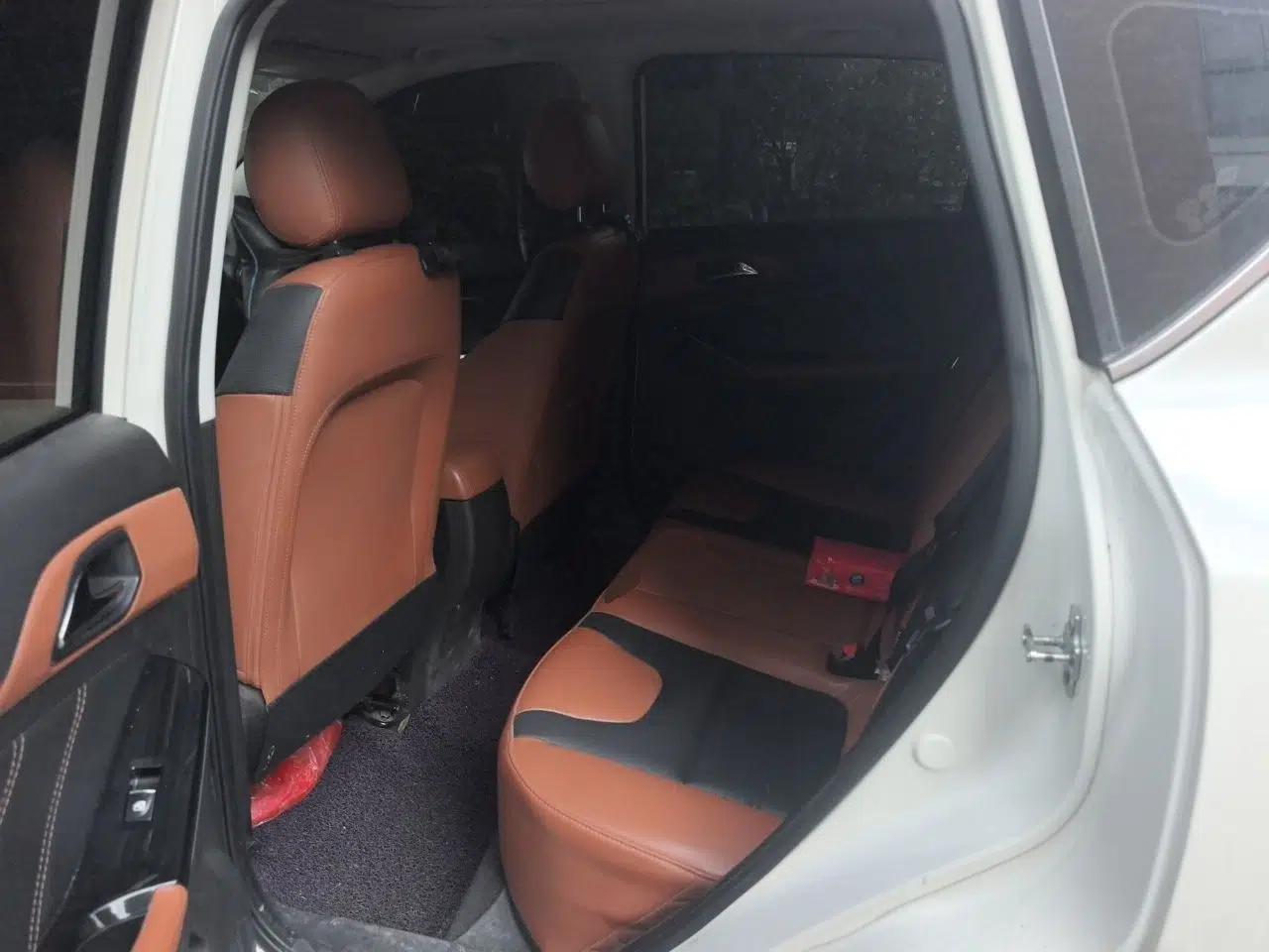 BAIC Senova X35 2016 1.5L Manual Luxury Edition — миниатюра 18