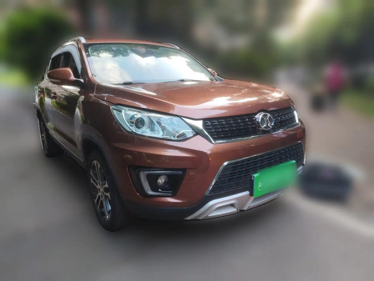 BAIC Senova X35 2016 1.5L Manual Luxury Edition — миниатюра 3