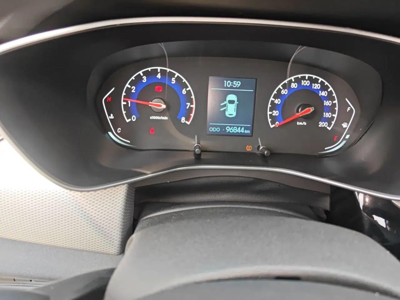 BAIC Beijing X3 2019 1.5T Manual Glory Edition — миниатюра 11