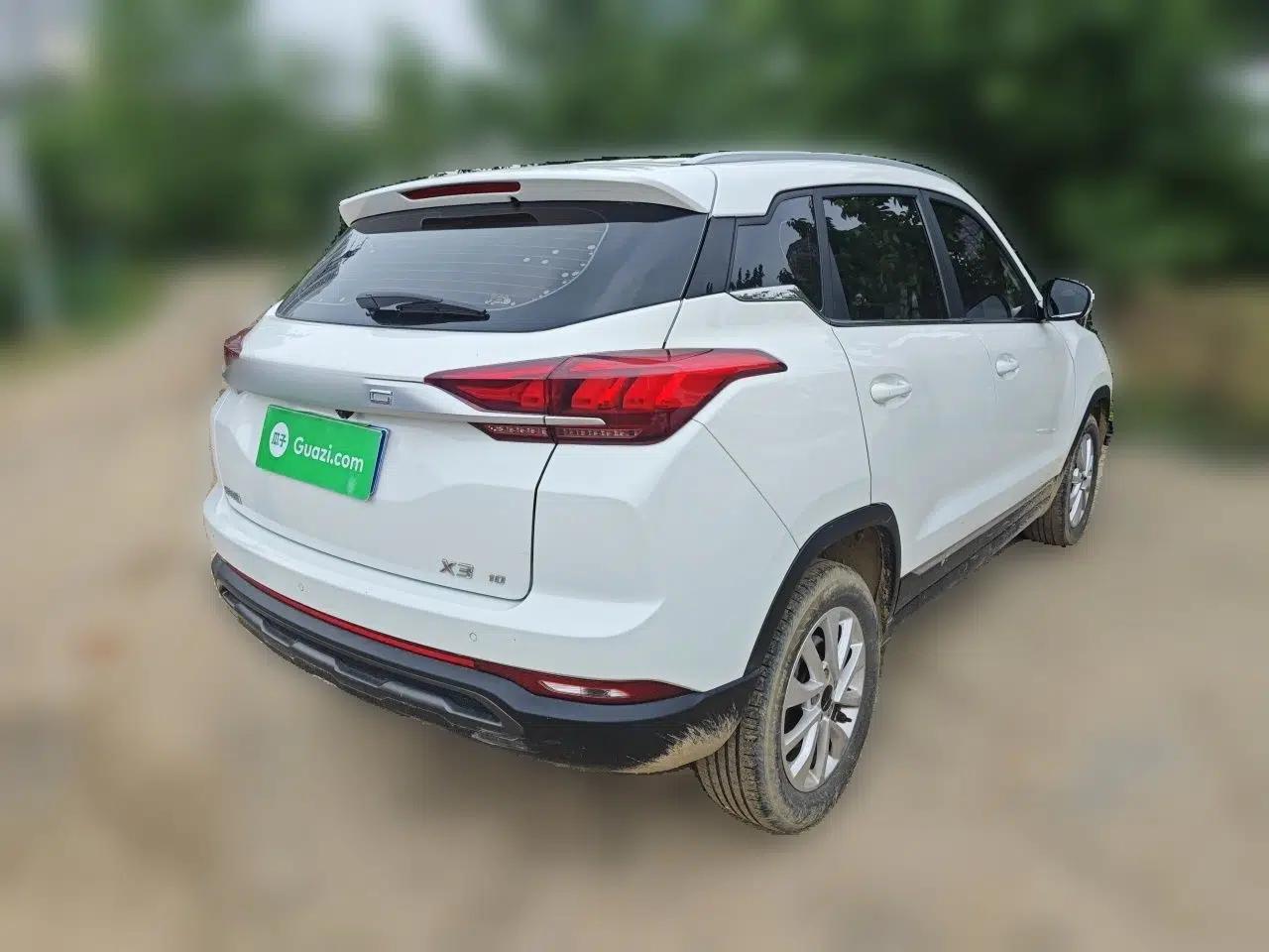 BAIC Beijing X3 2019 1.5T Manual Glory Edition — миниатюра 6