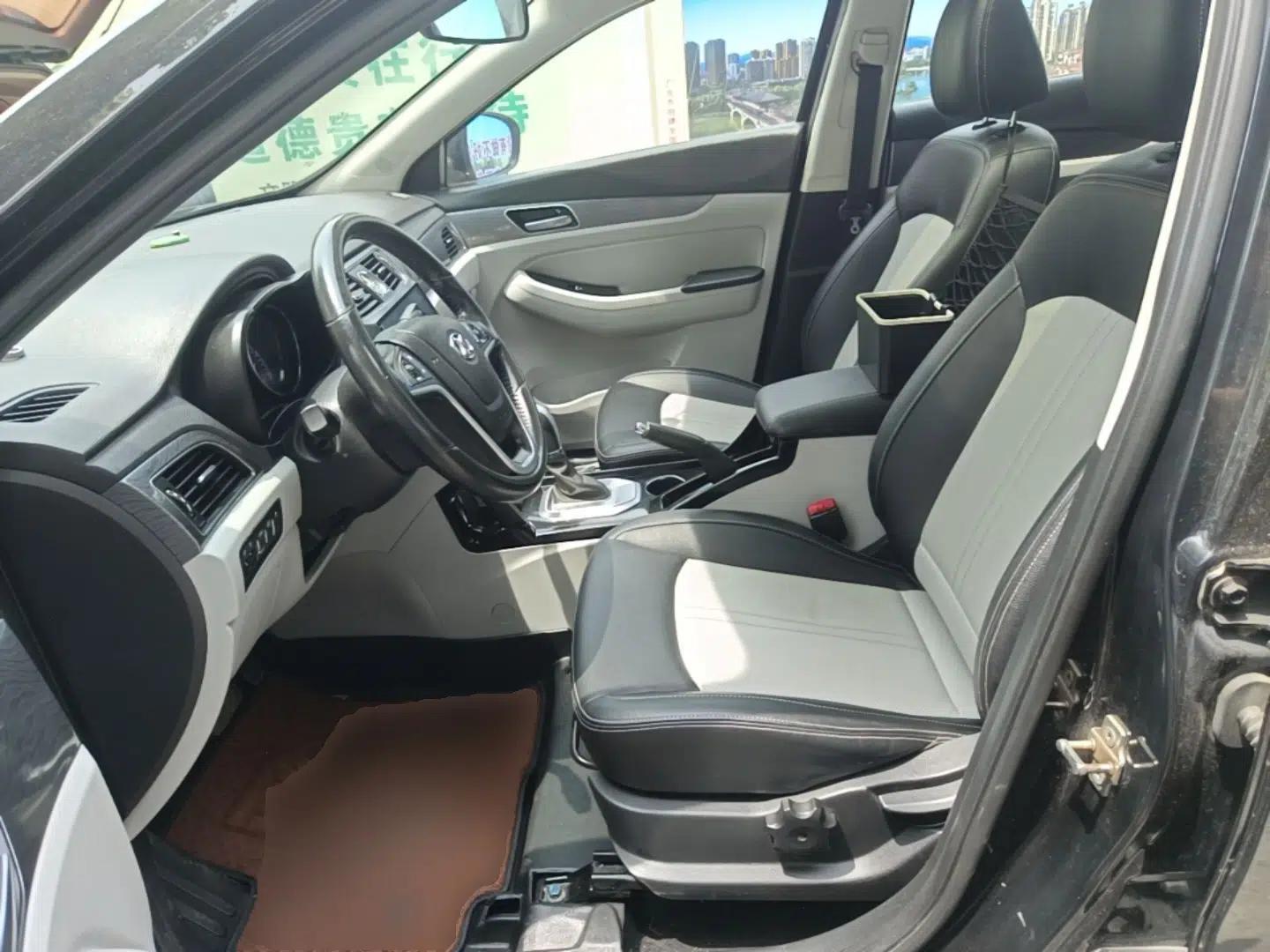 BAIC Senova X55 2016 1.5T CVT Elite Edition — миниатюра 18