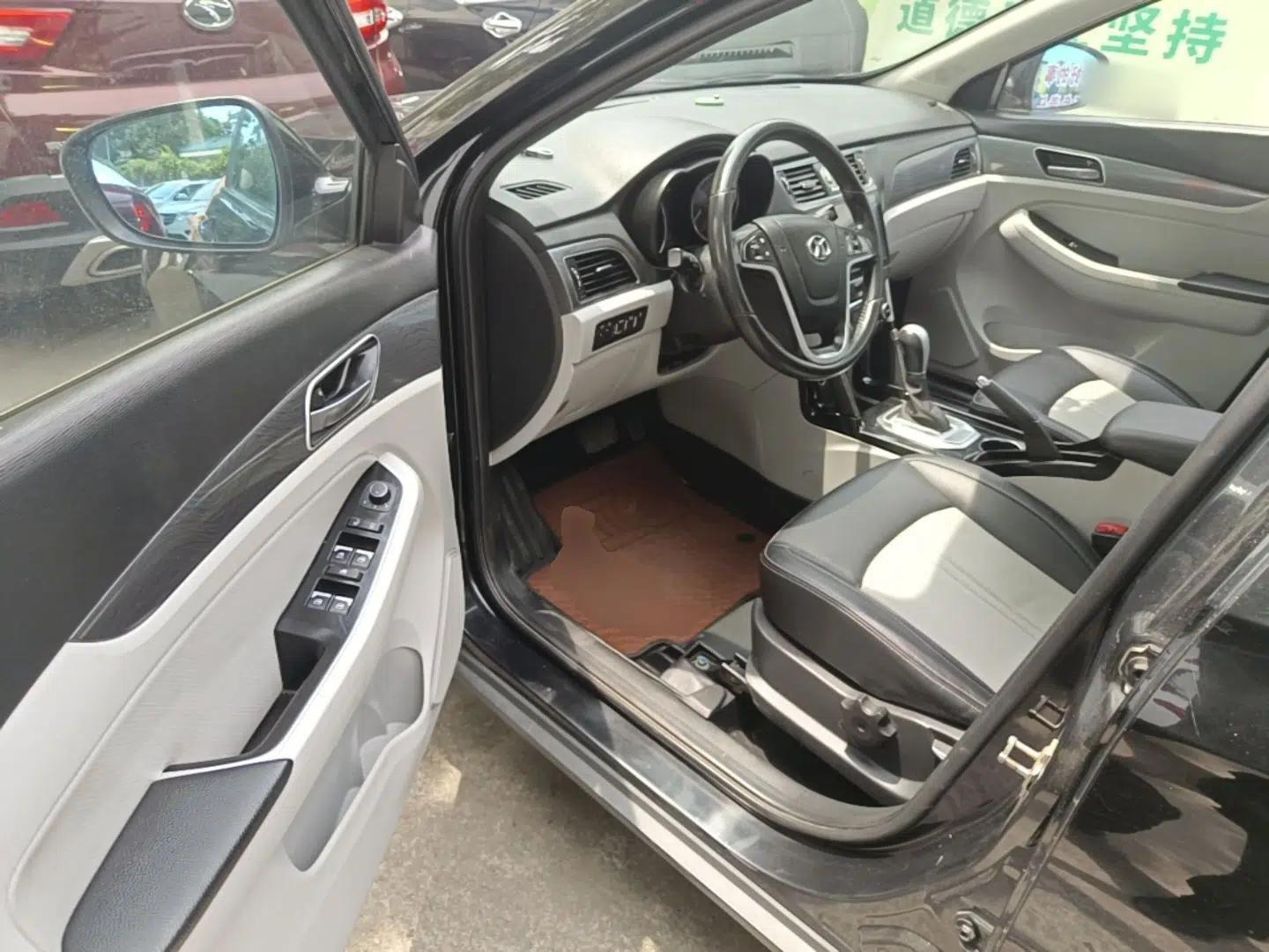BAIC Senova X55 2016 1.5T CVT Elite Edition — миниатюра 19
