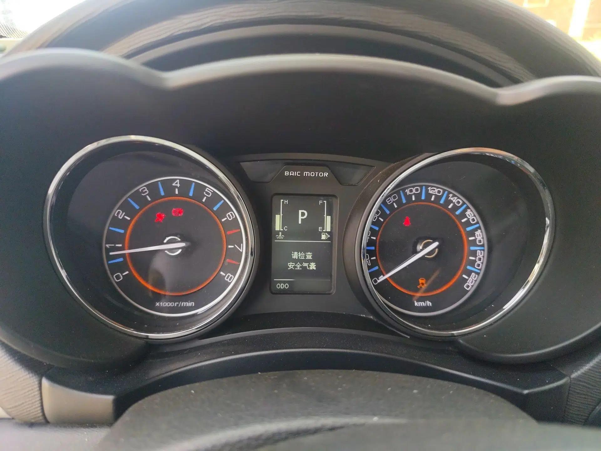 BAIC Senova X55 2016 1.5T CVT Elite Edition — миниатюра 8
