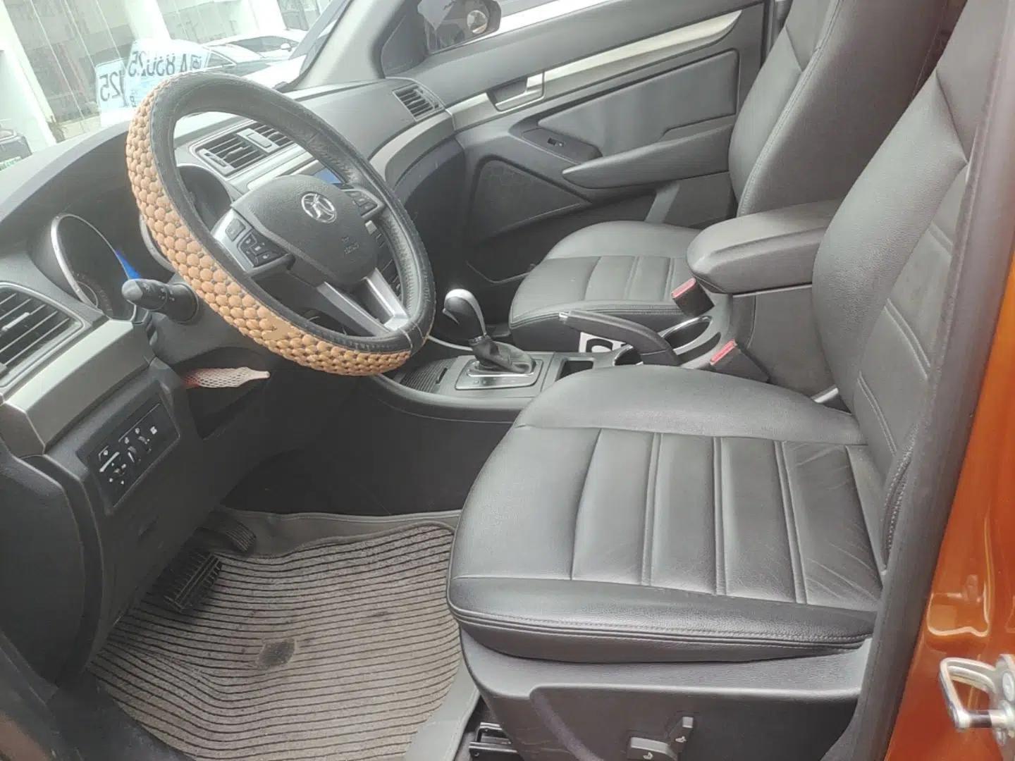 BAIC Senova X65 2015 2.0T Automatic Elite Model — миниатюра 18