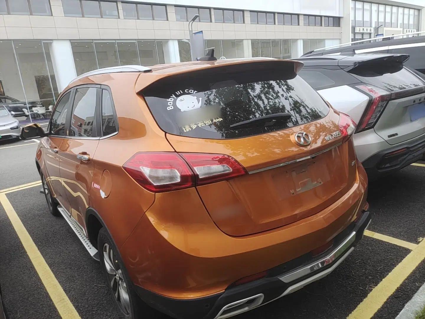 BAIC Senova X65 2015 2.0T Automatic Elite Model — миниатюра 4