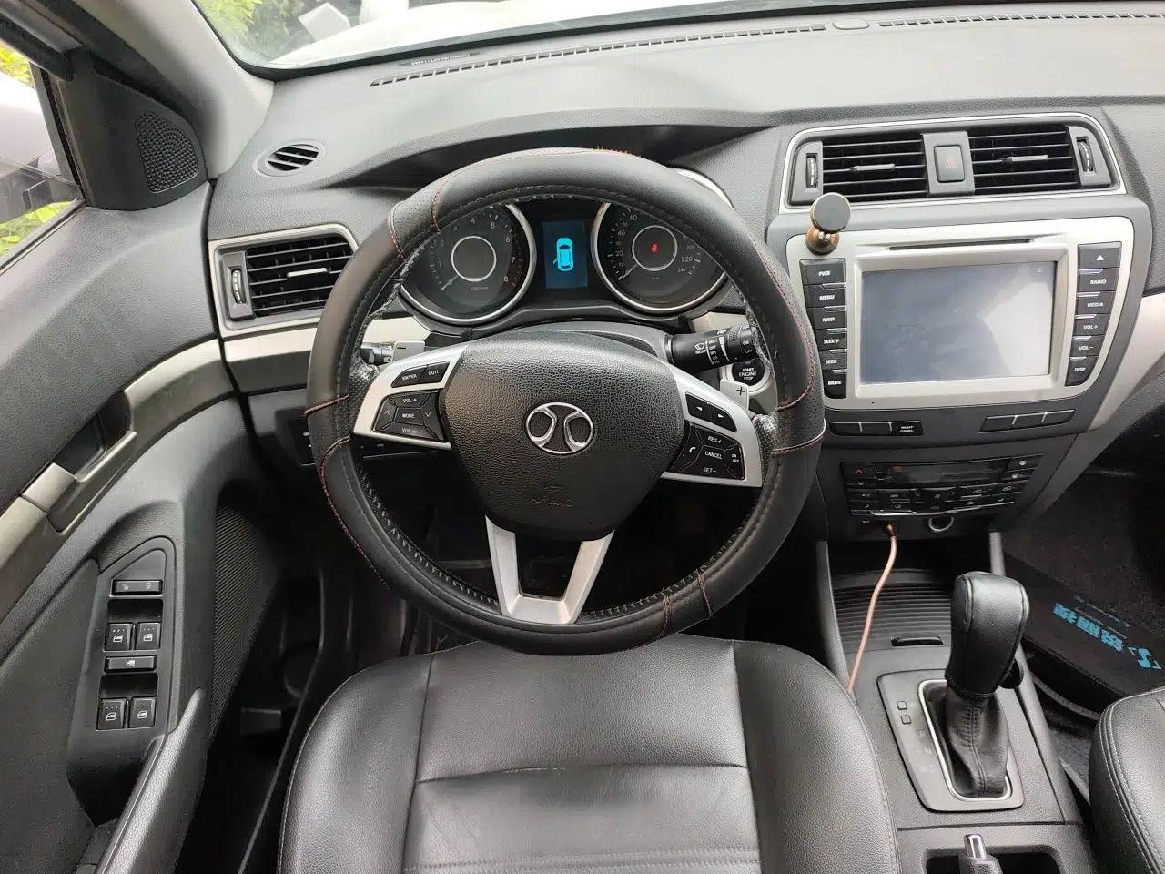 BAIC Senova X65 2015 2.0T Automatic Elite Model — миниатюра 7