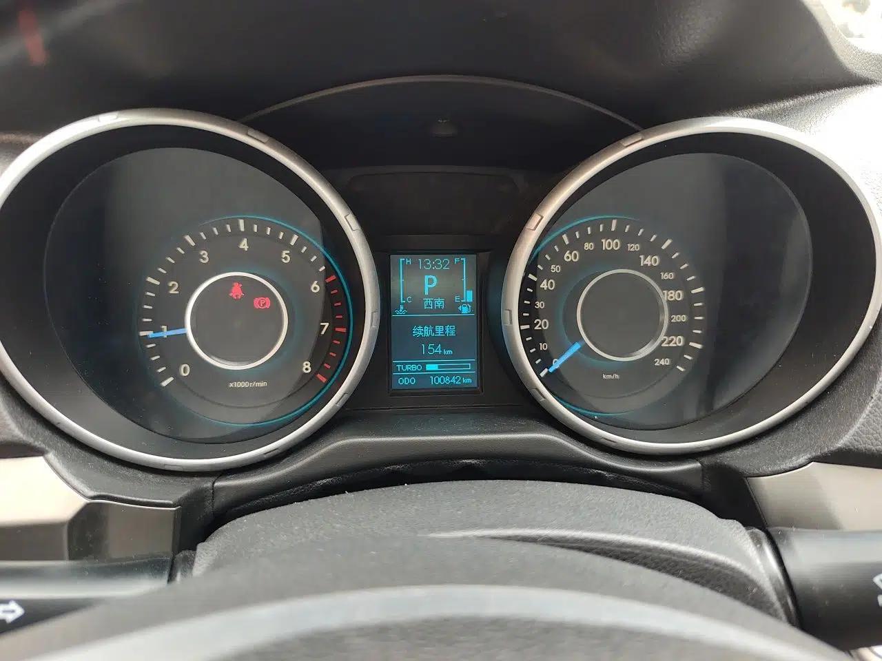 BAIC Senova X65 2015 2.0T Automatic Elite Model — миниатюра 8