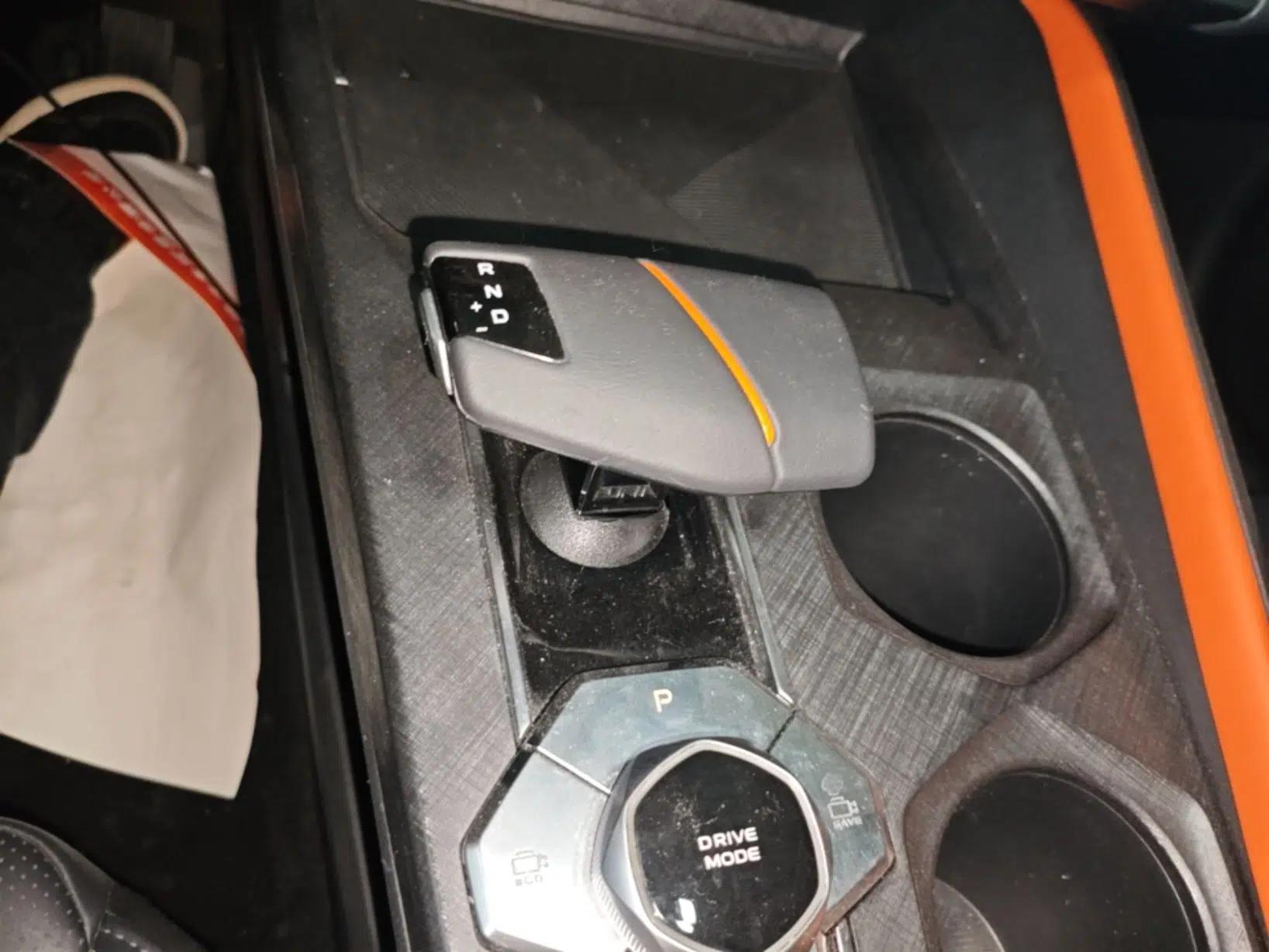 CHANGAN UNI-V iDD 2023 ZhiDian iDD 1.5T 113km Smart & Fun Version — миниатюра 17