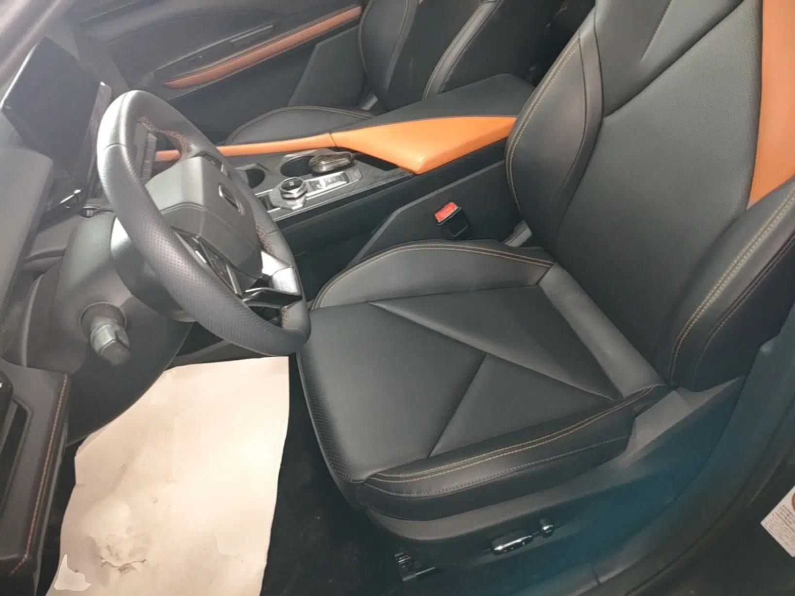 CHANGAN UNI-V iDD 2023 ZhiDian iDD 1.5T 113km Smart & Fun Version — миниатюра 18