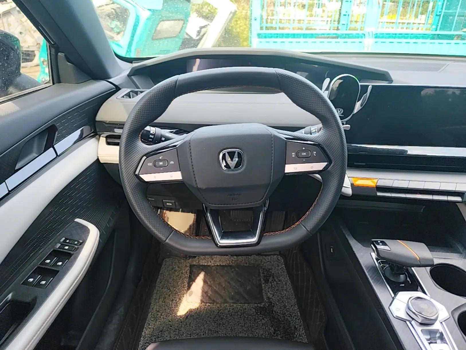 CHANGAN UNI-V iDD 2024 Blue Whale Smart Electric iDD 136km Luxury Model — миниатюра 13