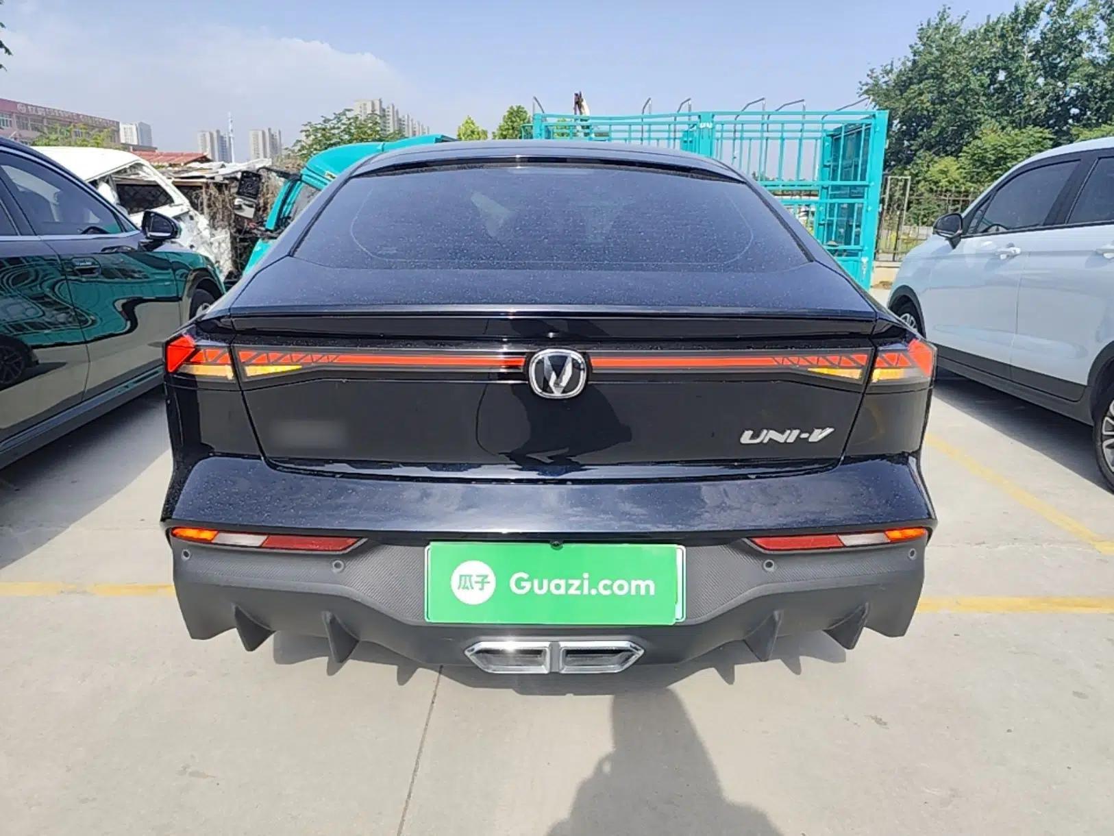 CHANGAN UNI-V iDD 2024 Blue Whale Smart Electric iDD 136km Luxury Model — миниатюра 3