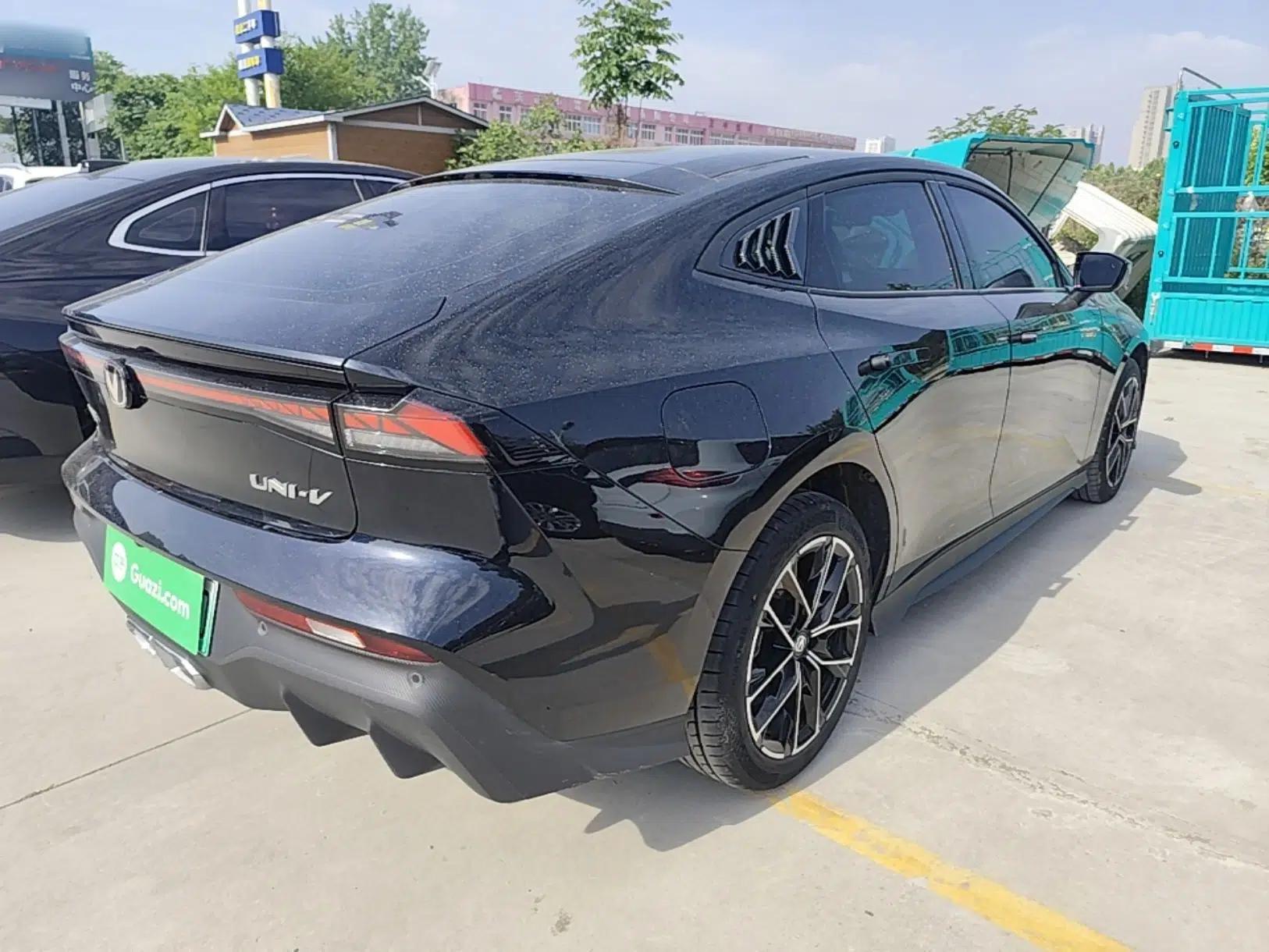 CHANGAN UNI-V iDD 2024 Blue Whale Smart Electric iDD 136km Luxury Model — миниатюра 4