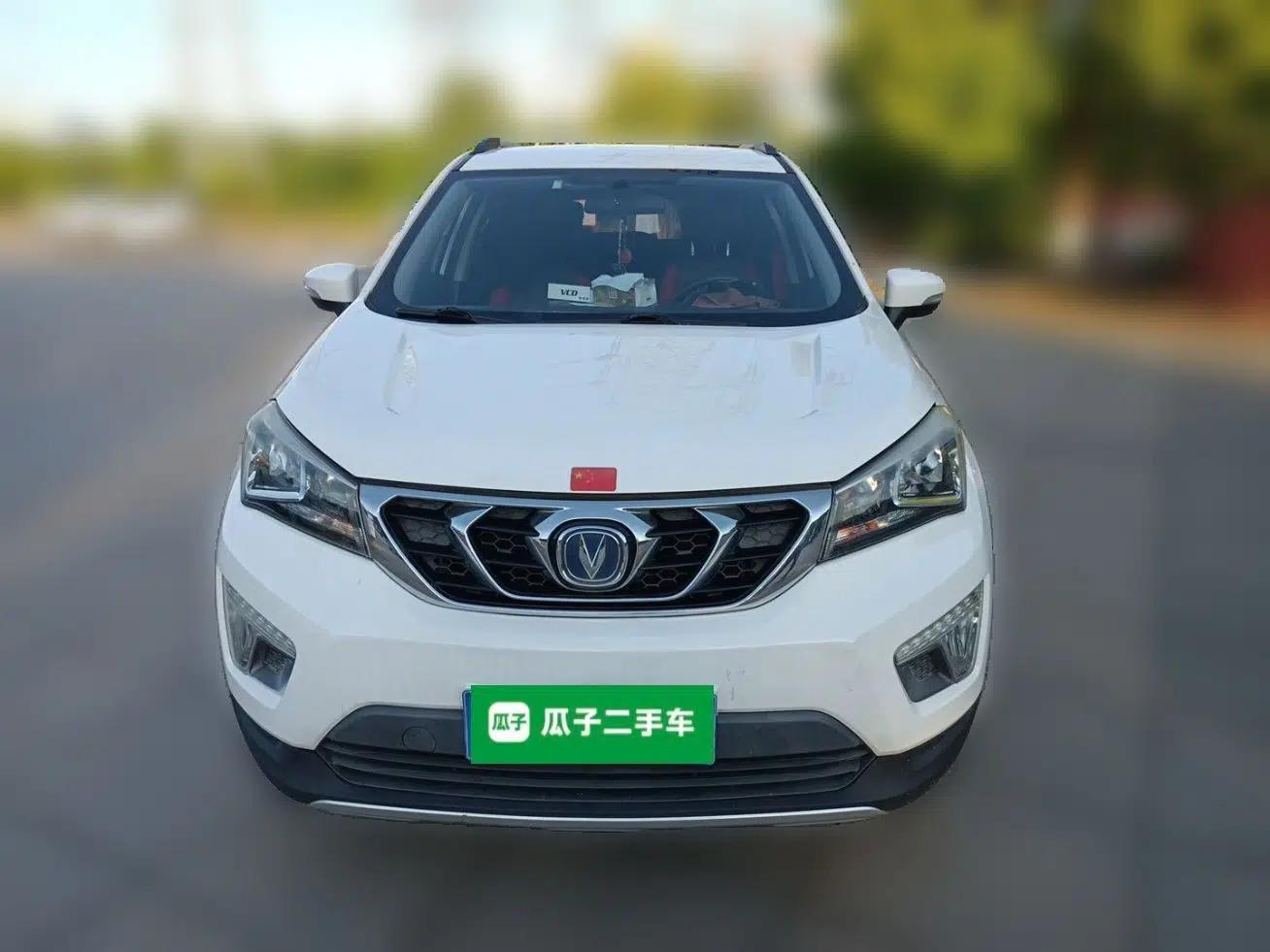 CHANGAN CS15 2016 1.5L Manual Fashion Edition — миниатюра 2