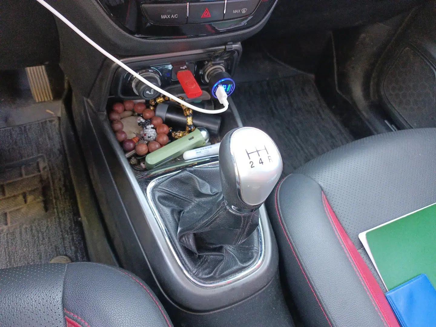 CHANGAN CS15 2016 1.5L Manual Fashion Edition — миниатюра 15