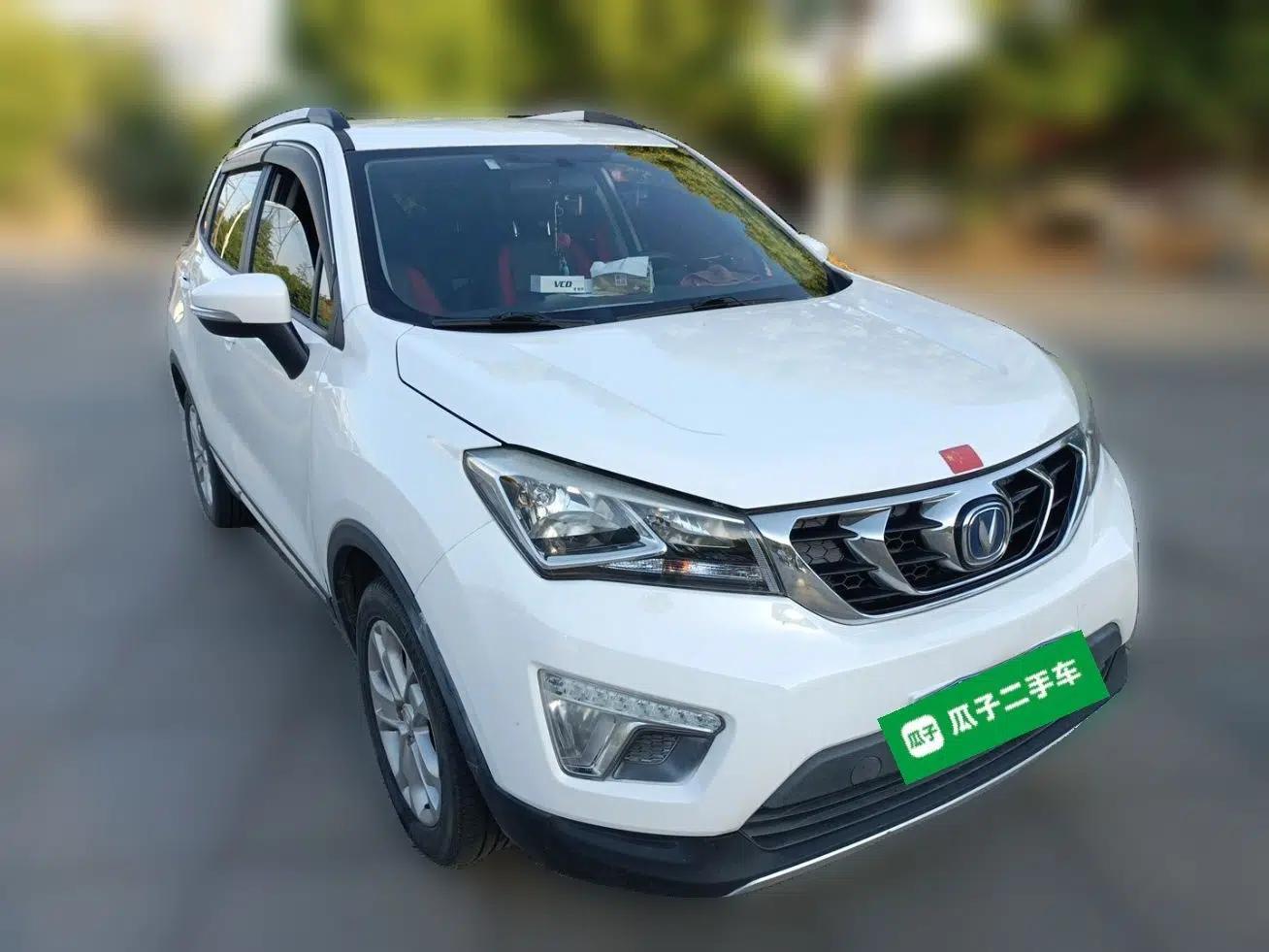 CHANGAN CS15 2016 1.5L Manual Fashion Edition — миниатюра 3