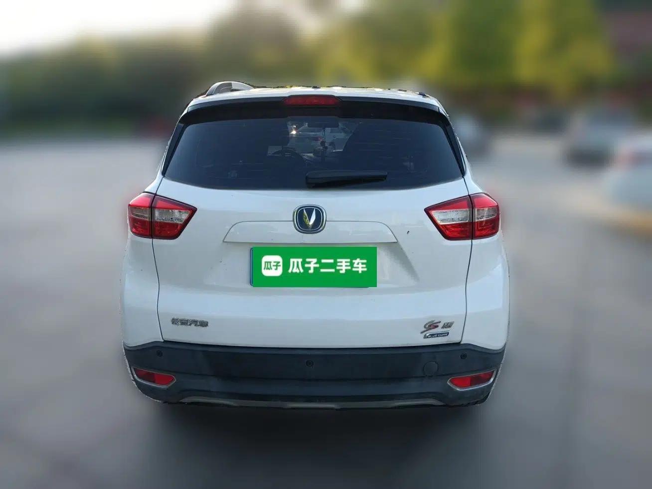 CHANGAN CS15 2016 1.5L Manual Fashion Edition — миниатюра 5