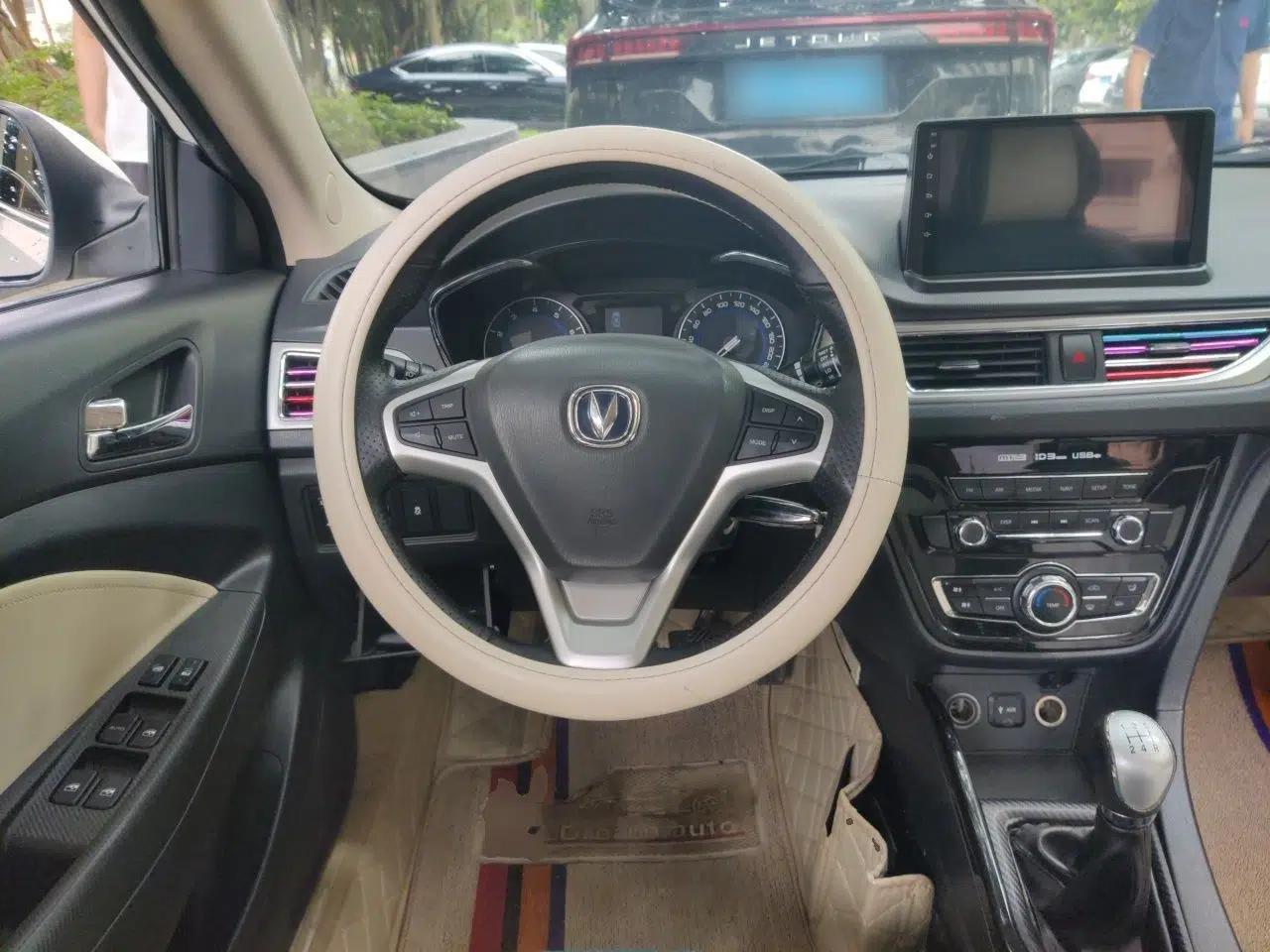 CHANGAN Alsvin V7 2015 1.6L Manual Enjoyment Model China IV Standard — миниатюра 11