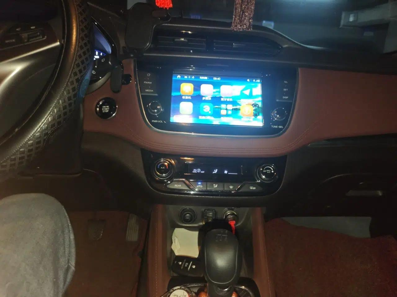 CHANGAN Lingxuan 2017 1.6L Manual Elite Model — миниатюра 14