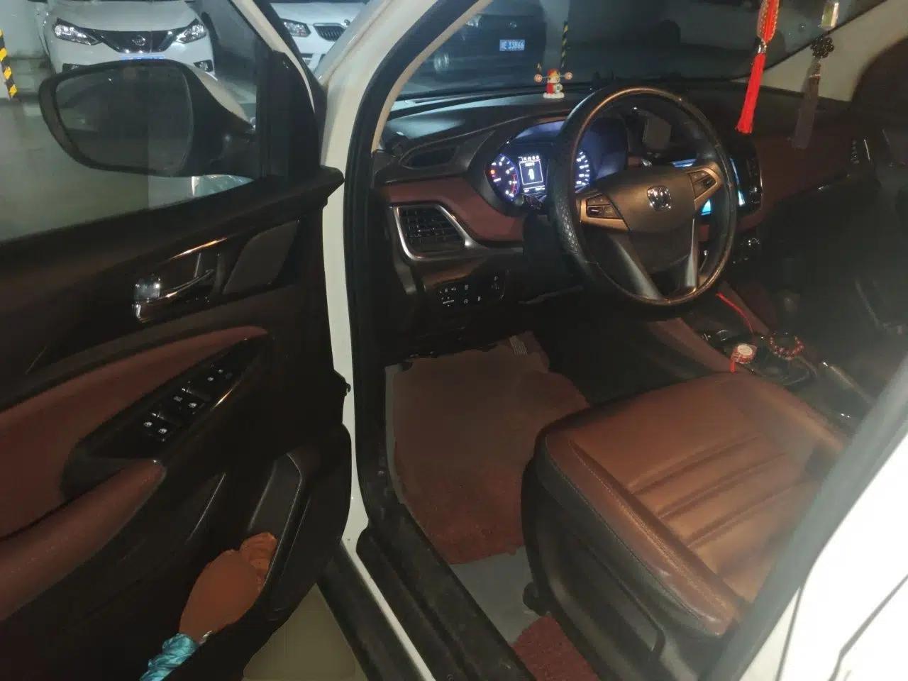 CHANGAN Lingxuan 2017 1.6L Manual Elite Model — миниатюра 17