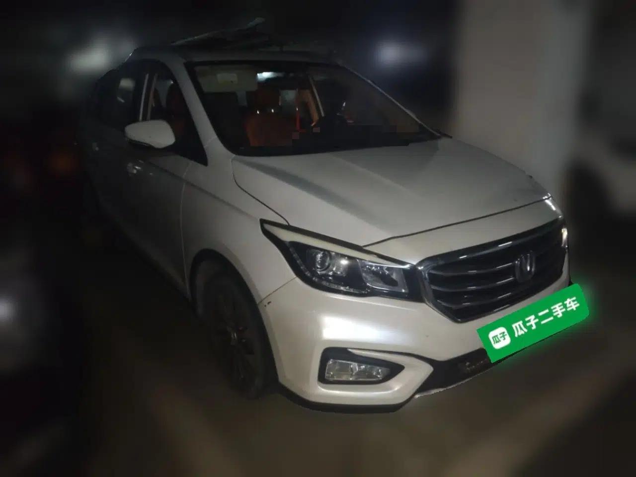 CHANGAN Lingxuan 2017 1.6L Manual Elite Model — миниатюра 3