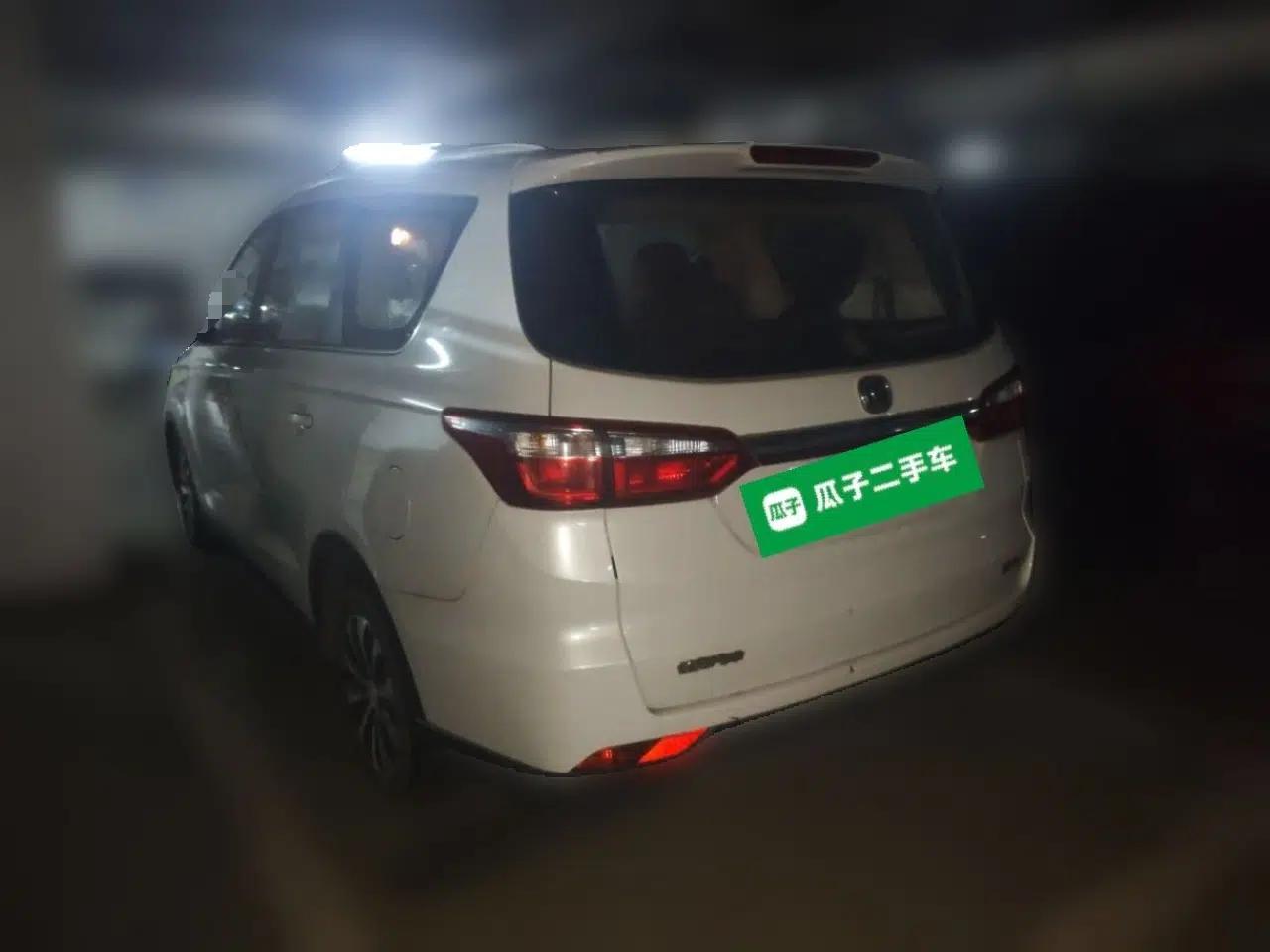 CHANGAN Lingxuan 2017 1.6L Manual Elite Model — миниатюра 4