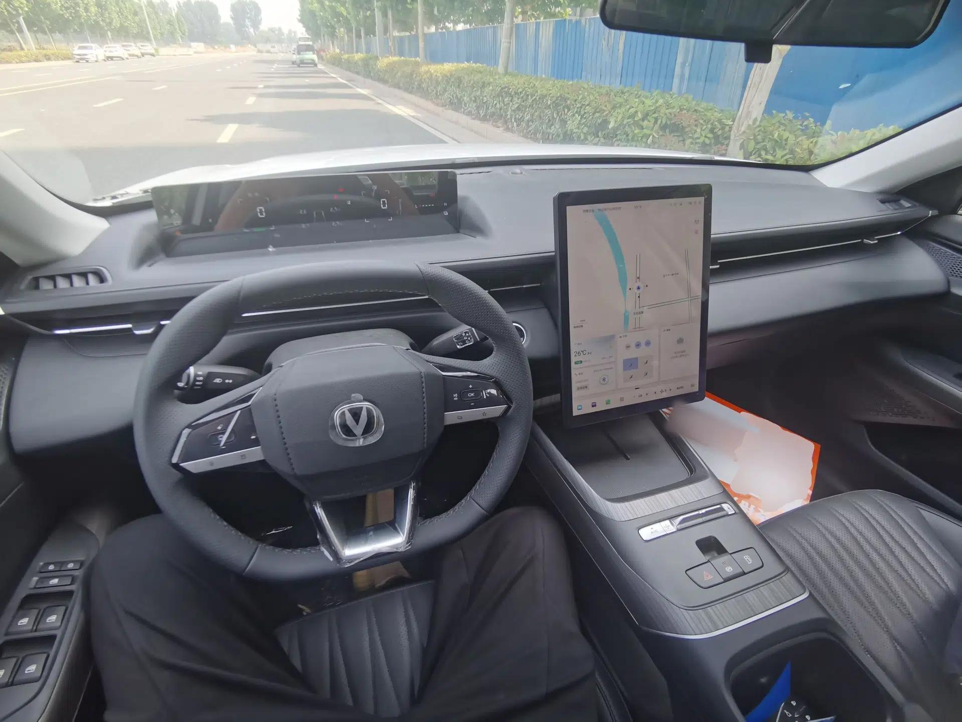 CHANGAN Eado PHEV 2025 Smart New Blue Whale 145KM Battleship Edition — миниатюра 13