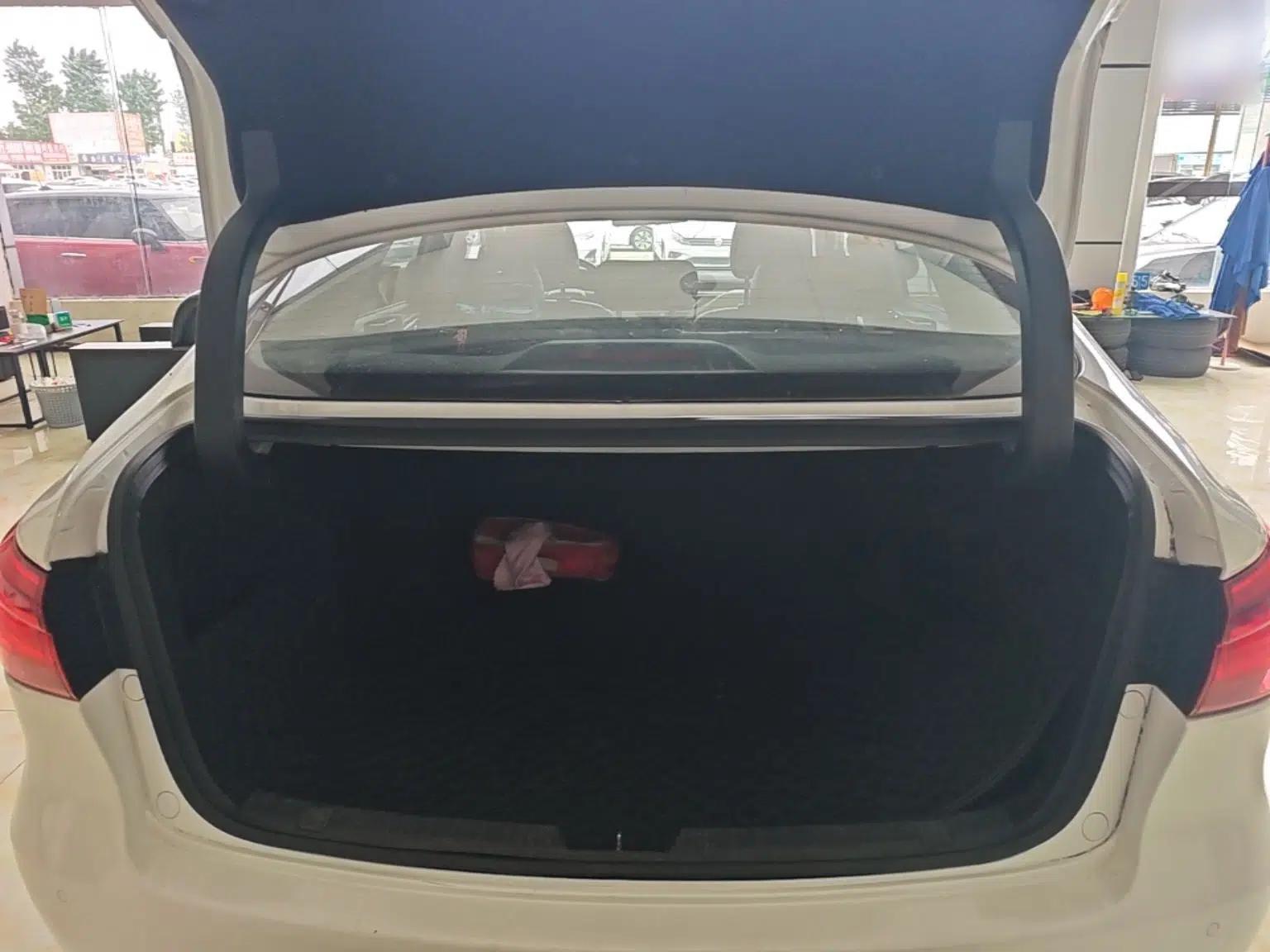 CHANGAN Raeton CC 2018 1.5T Automatic Elegant Starry Edition China V Standard — миниатюра 22