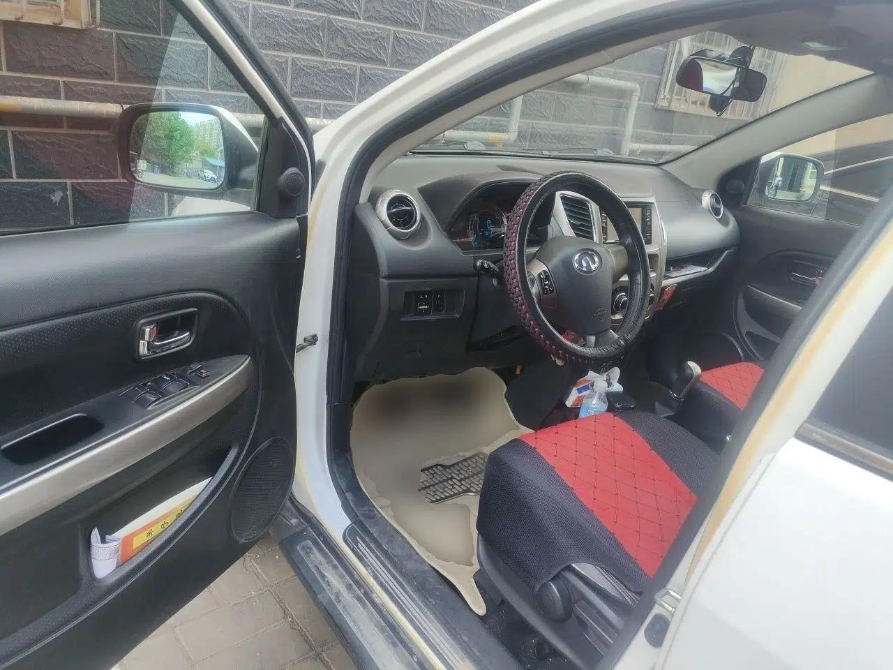 Great Wall M4 2012 1.5L Manual Luxury Version — миниатюра 17
