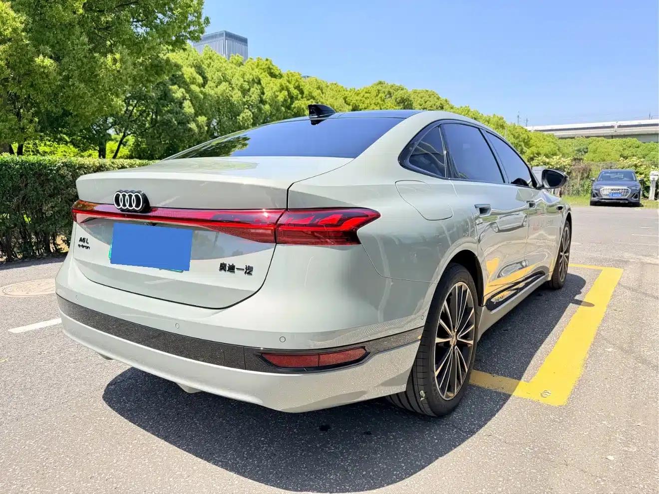 Audi A6L e-tron 2026 First Edition Qiankun Intelligent Driving Edition — миниатюра 14
