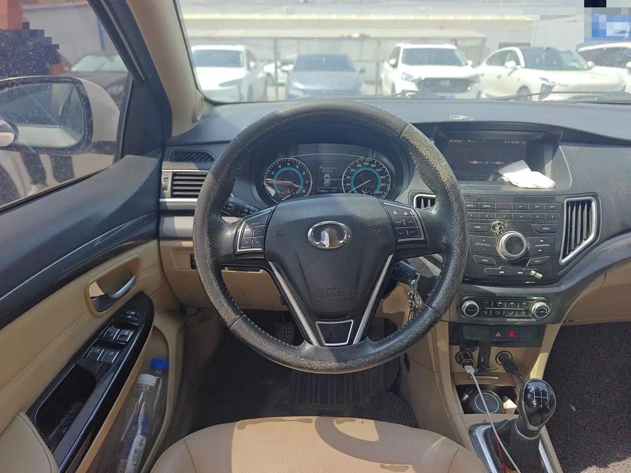 Great Wall C30 2015 1.5L Manual Luxury Model — миниатюра 11