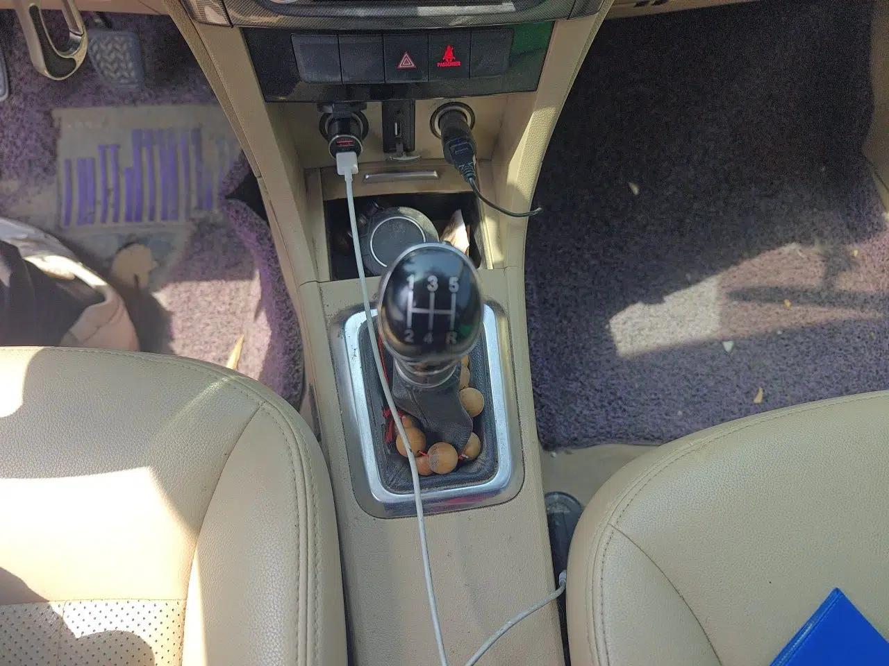 Great Wall C30 2015 1.5L Manual Luxury Model — миниатюра 15