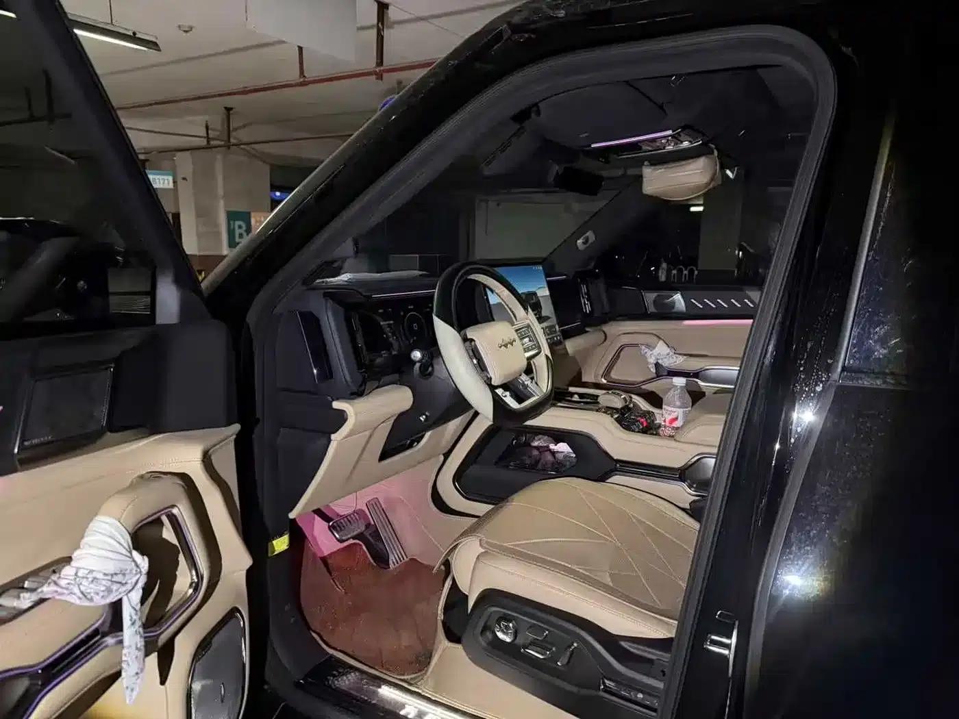 Leopard 8 2025 Smart & Brave Flagship Edition 6-seater — миниатюра 5