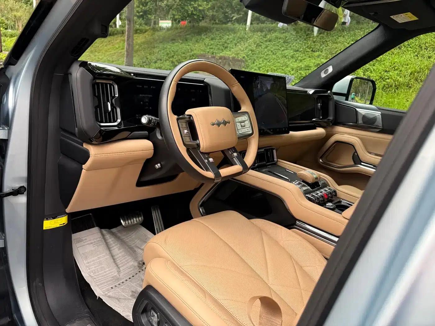 Leopard 8 2025 Smart & Brave Flagship Edition 7-Seater — миниатюра 17