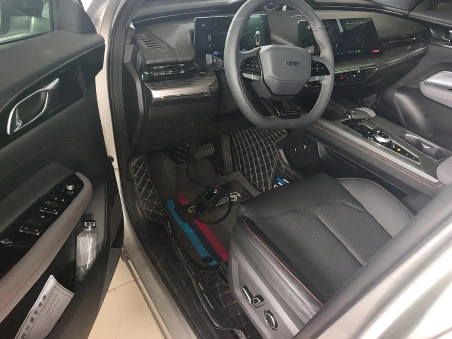 CHANGAN OSHAN Z6 New Energy 2023 ZhiDian iDD 150KM Flagship PLUS — миниатюра 19